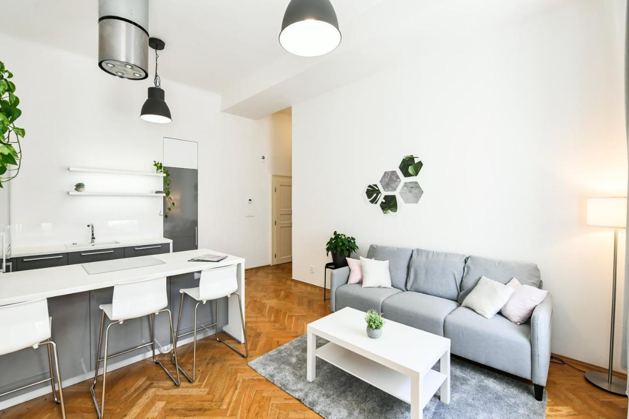 Klimentska 52 Residence Praha Bagian luar foto